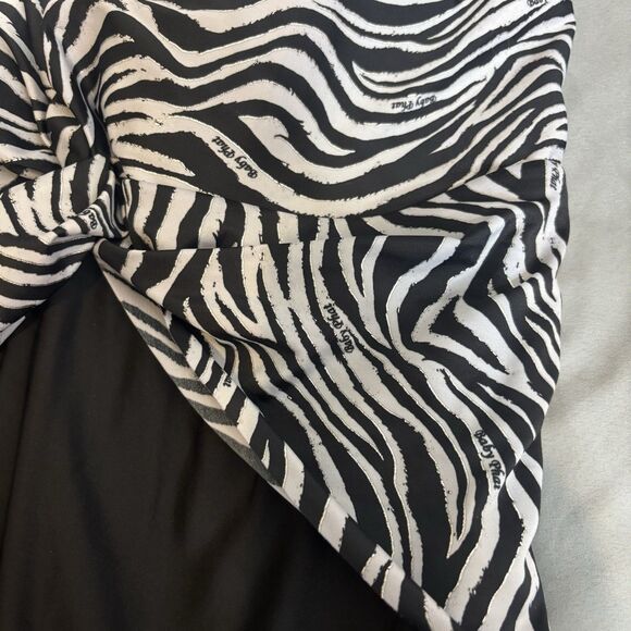 Baby Phat Women’s Plus Size 3X Black White Animal print One Piece Swimsuit - Picture 2 of 8